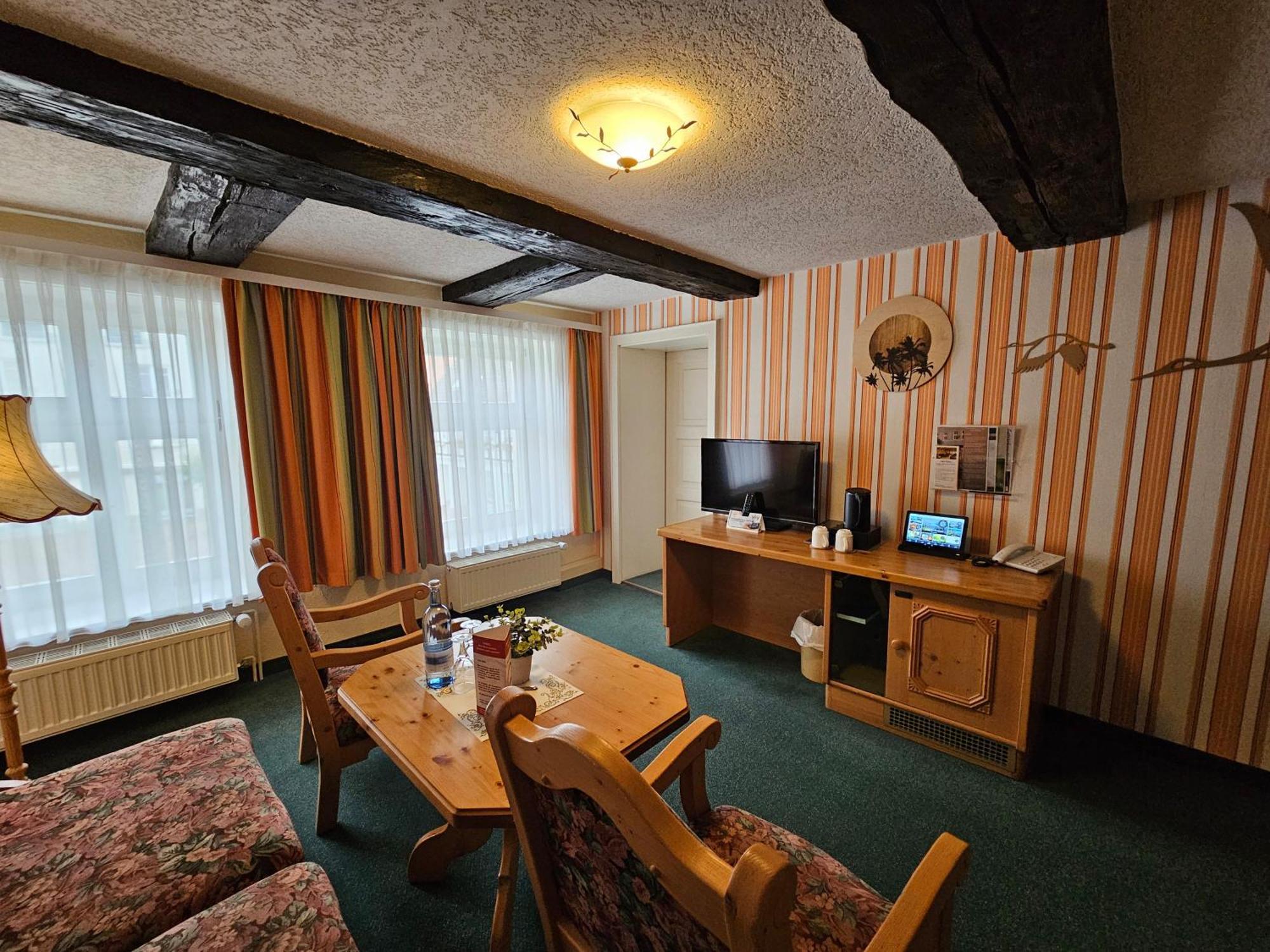 Hotel Am Markt & Brauhaus Stadtkrug Юкермюнде Екстер'єр фото