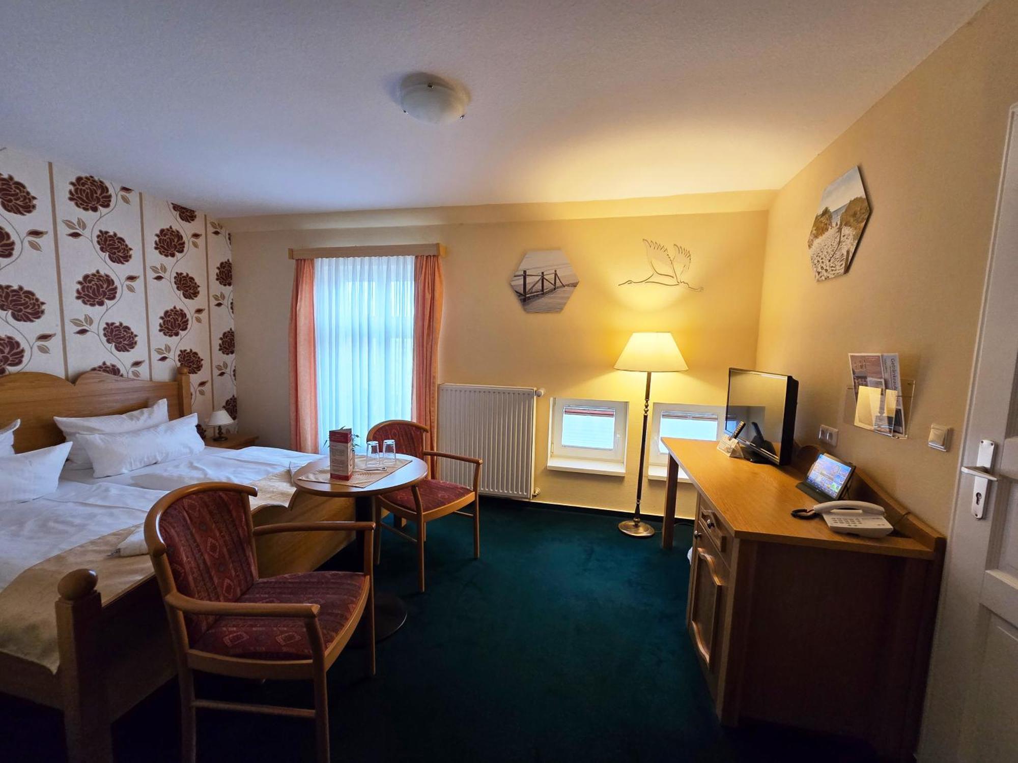 Hotel Am Markt & Brauhaus Stadtkrug Юкермюнде Екстер'єр фото